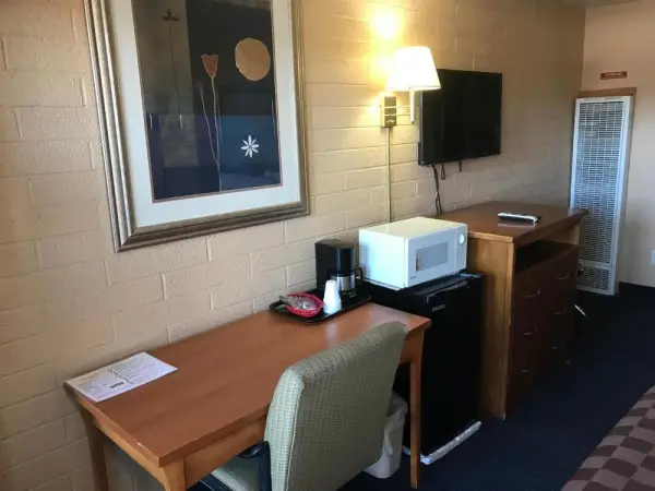 Westerner Motel 4